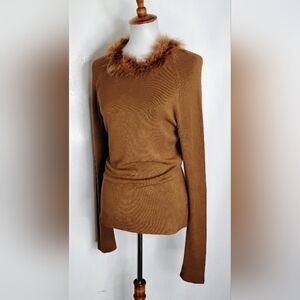 MAX STUDIO KNIT WITH FEATHER COLLAR